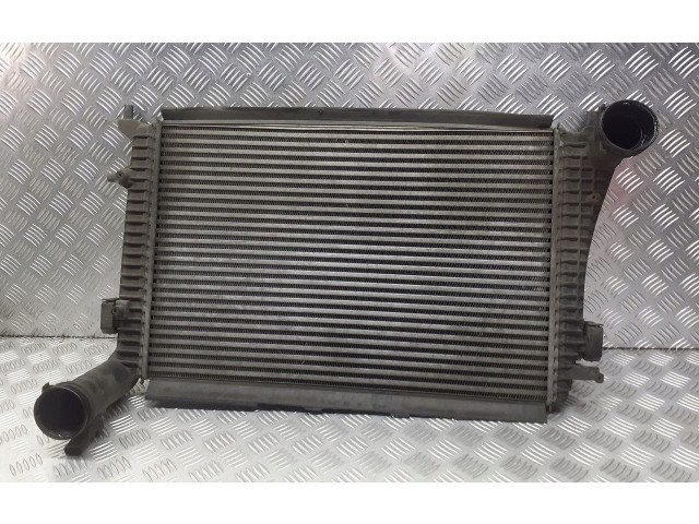 Интеркулер  3C0145803   Volkswagen PASSAT B6 