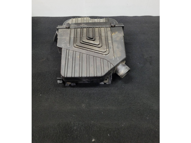 Блок предохранителей H8201172661, 70535779 Dacia Logan II