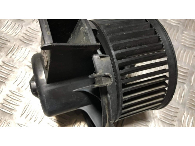 Вентилятор печки 64245 Citroen Xsara Picasso