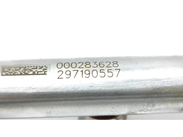 Топливная рампа 297190557, 000283628 Maserati Levante 3.0