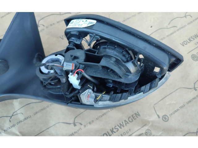 Зеркало электрическое        Skoda Octavia Mk4  2019 -  года   