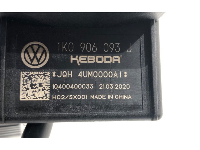 Блок управления 1K0906093J   Skoda Fabia Mk3 (NJ)