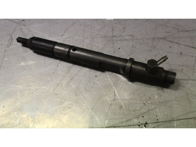 Форсунка 059130201D Audi A6 S6 C5 4B AKE