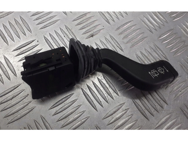 Ручка стеклоочистителей 091185413   Opel Meriva A