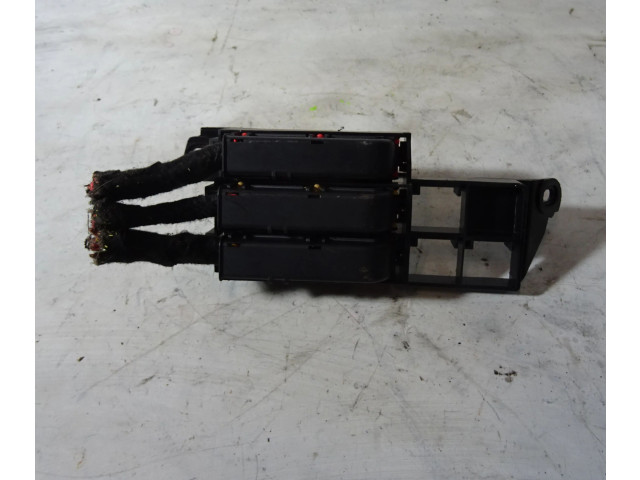   Pojistková skříňka 4L0971845A, 4L0971845A   Audi Q7 4L 2008