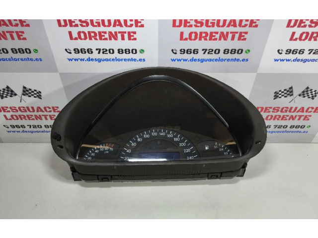 Přístrojová deska Mercedes-Benz C W203 2001 87001411