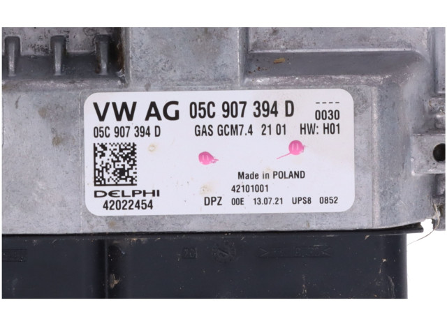 Блок управления двигателя 05C907394D   Audi Q2 -