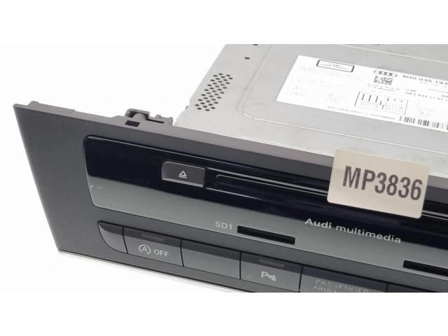 Радио/ проигрыватель CD/DVD / навигация