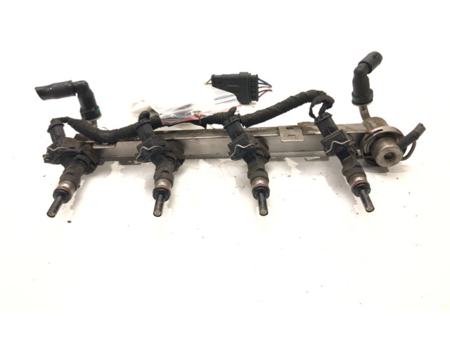 Топливная рампа 0280151235 Fiat Linea