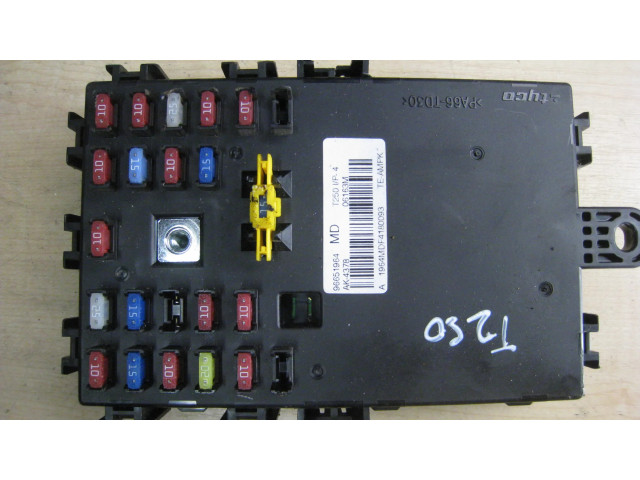 Pojistková skříňka 96651964 Chevrolet Aveo 2006