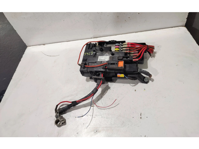 Pojistková skříňka 7P0937548H Porsche Cayenne (92A) 2016