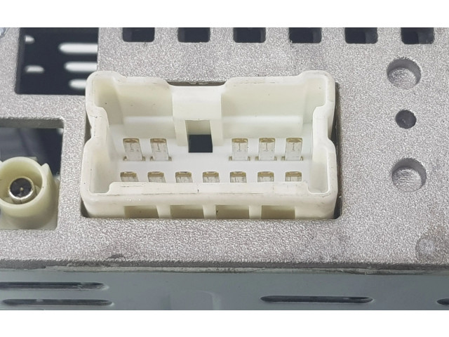 Радио/ проигрыватель CD/DVD / навигация     281158126R, 281158126R    Dacia Duster II 