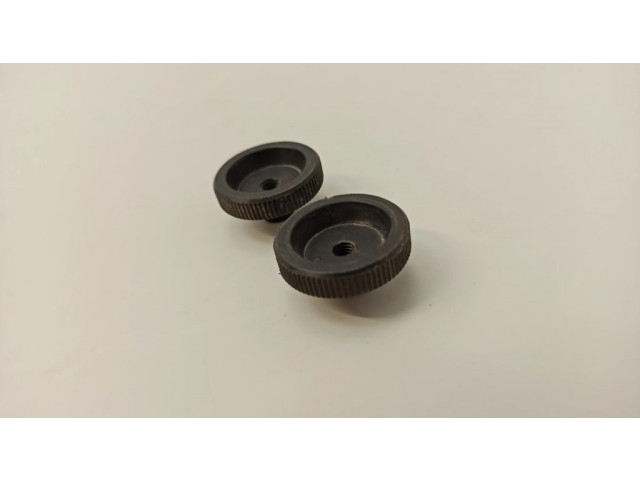 Держатель крышки лампы заднего фонаря