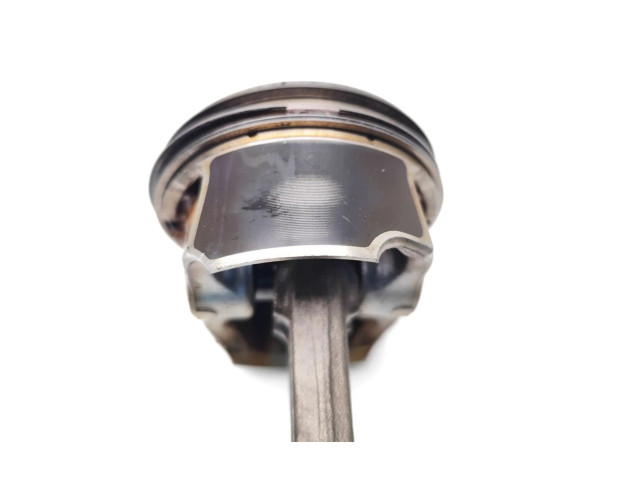 Поршень с шатуном