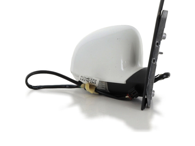 Зеркало электрическое Volkswagen Golf Plus 2005 - 2013 года