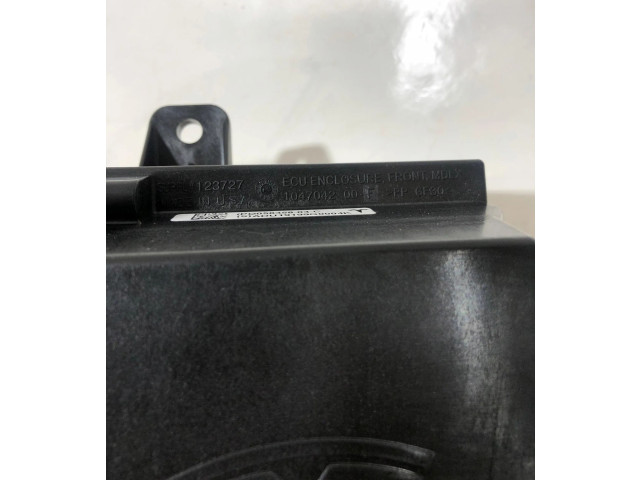 Řídící jednotka 2058358-03-C Tesla Model S 2018