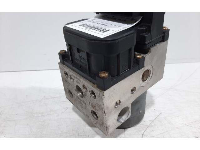 Jednotka ABS 0273004621, 8200085584 Renault Clio II 1998