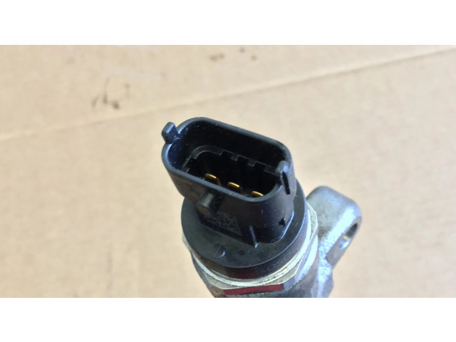 Vstřikovací lišta 0445214323, 314002A650 Hyundai i40 pro naftový motor 1.7