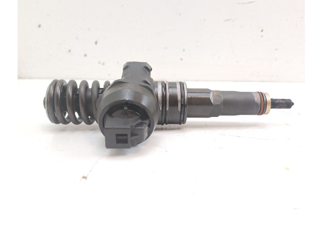 Vstřikovač 0414720232   Volkswagen Caddy    BST 