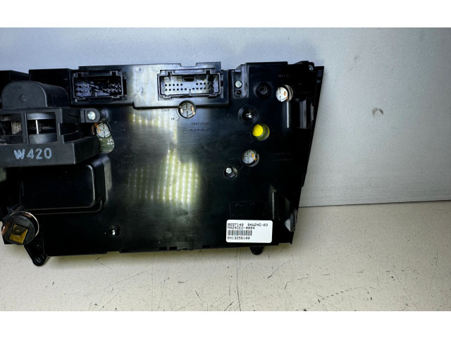Блок управления климат-контролем 8697140, 04W24E Volvo V70