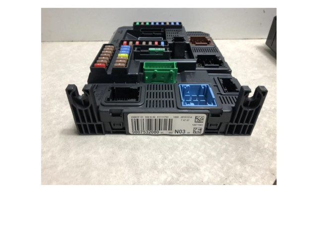 Блок предохранителей 1611785780, 1611785780 Peugeot 2008 I