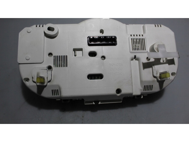 Přístrojová deska Toyota RAV 4 (XA30) 2006 8380042D03