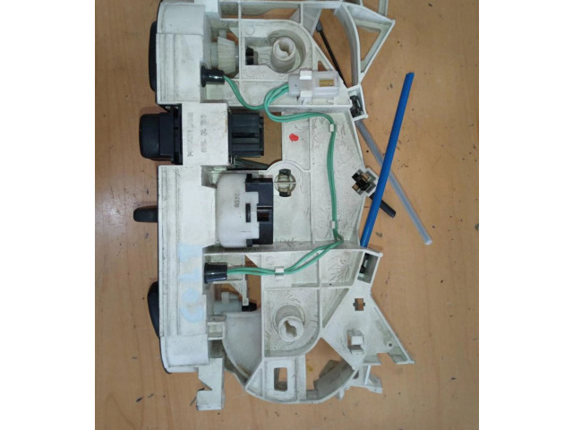 Блок управления климат-контролем Mitsubishi Colt