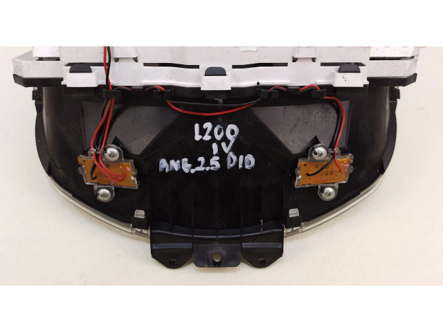 Панель приборов 8100B975, CUADROINSTRUMENTOS Mitsubishi L200