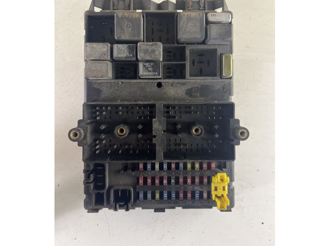 Блок предохранителей 04831433AA, 518722103 Jeep Grand Cherokee (WJ)