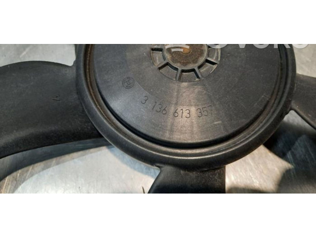 Комплект вентиляторов 3136613357 Ford Transit Custom