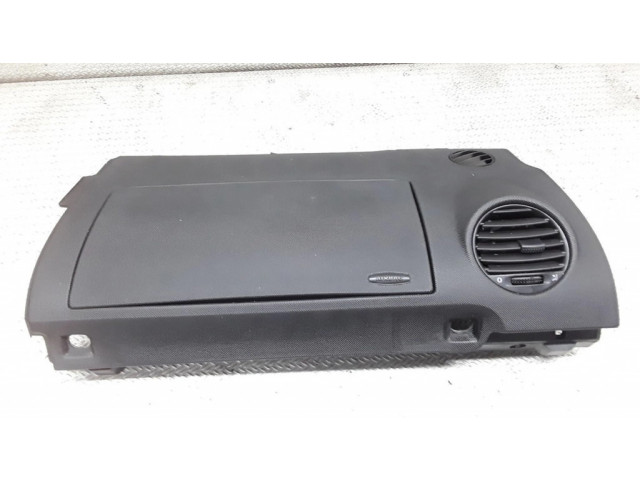 Подушка безопасности обложка