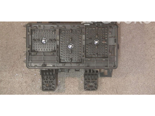 Блок предохранителей 91950-3K540   Hyundai Sonata    