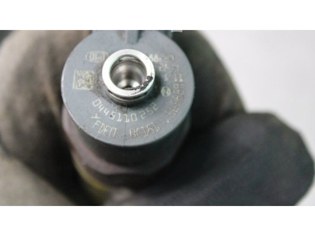 Форсунка 565889, 0445110252    Citroen Nemo  8HS 