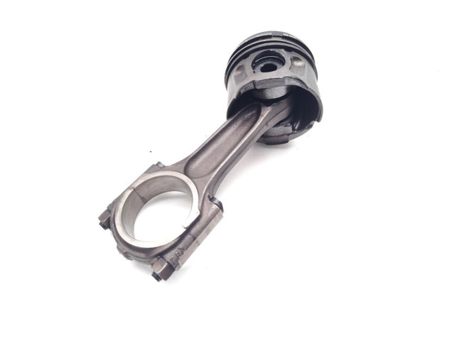 Поршень с шатуном RHR Peugeot 407