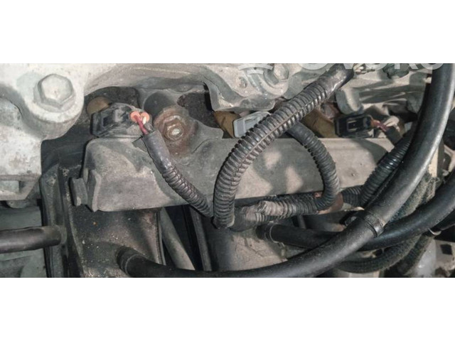 Vstřikovací lišta 2325837010, 23258-37010 Toyota Auris 150