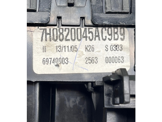 Блок управления климат-контролем 7H0820045AC, 69740003   Volkswagen Transporter  Caravelle T5