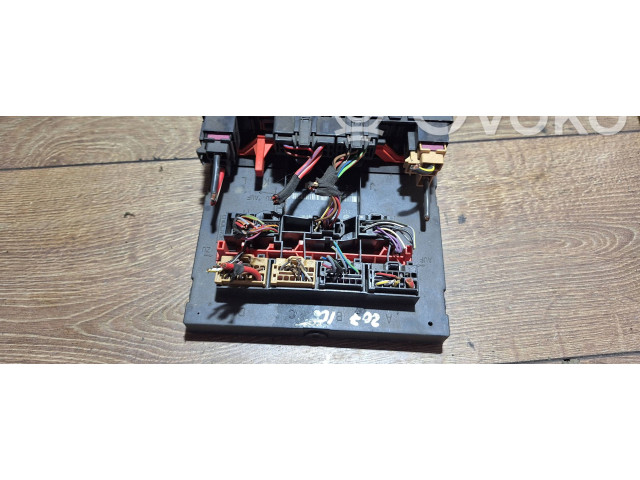 Блок комфорта 3c0937049ae Volkswagen Caddy