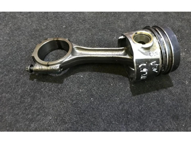 Píst Volkswagen PASSAT B5.5