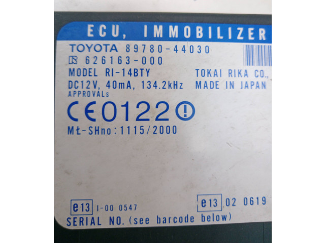 Vstřikovač 8978044030, 626163000 Toyota Avensis Verso