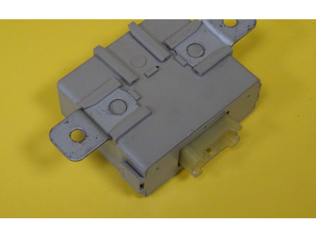 Блок управления раздвижной крыши MB543075, 166000-2000   Mitsubishi Space Runner       