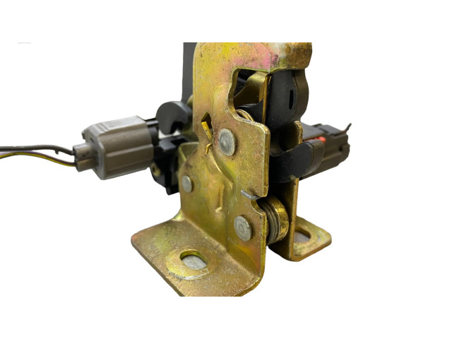 Замок задней крышки