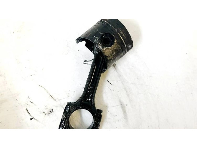 Шатун Mitsubishi Space Wagon для дизельного двигателя 2.0