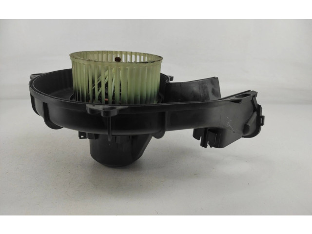 Вентилятор печки       Opel Meriva A