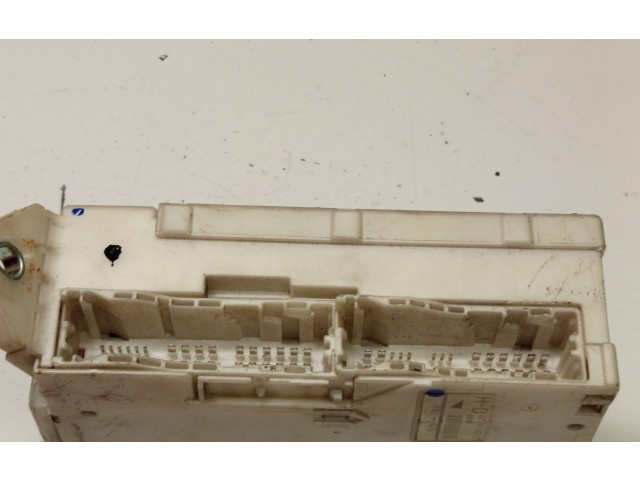 Pojistková skříňka 8273030272, 703020016 Lexus GS 300 350 430 450H 2007