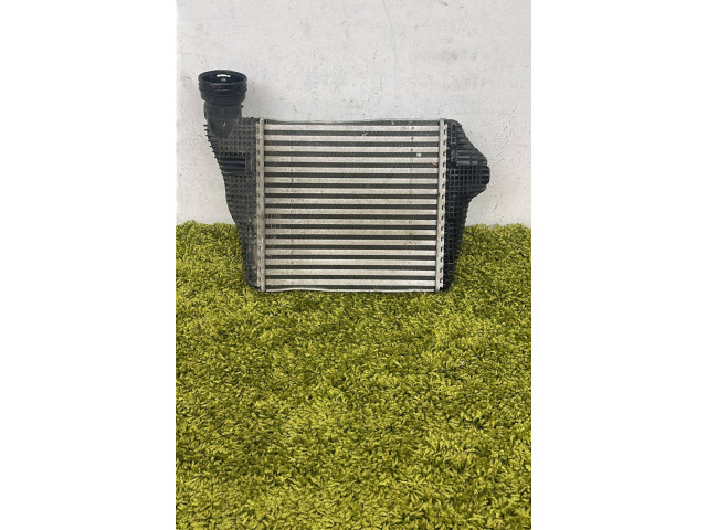 Интеркулер 95b145804b Porsche Macan