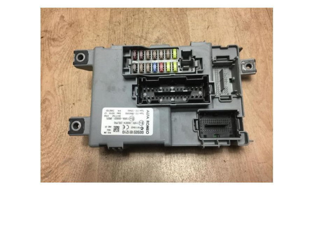 Pojistková skříňka 116R1000674, 116R1000674 Alfa Romeo Mito 2010