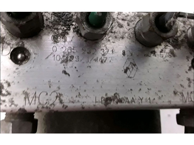 Pojistková skříňka Блок управления ABS Renault Clio II 2010