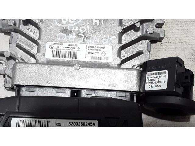 Комплект блоков управления Dacia Sandero