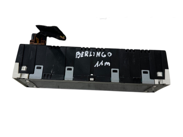 Экран/ дисплей / маленький экран 9675859580, 2163722   Citroen Berlingo    