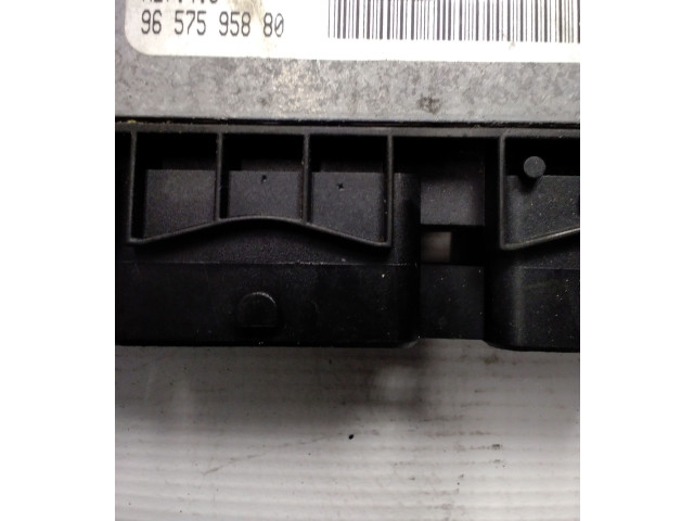 Řídící jednotka 9657595880 Citroen C4 I 2006